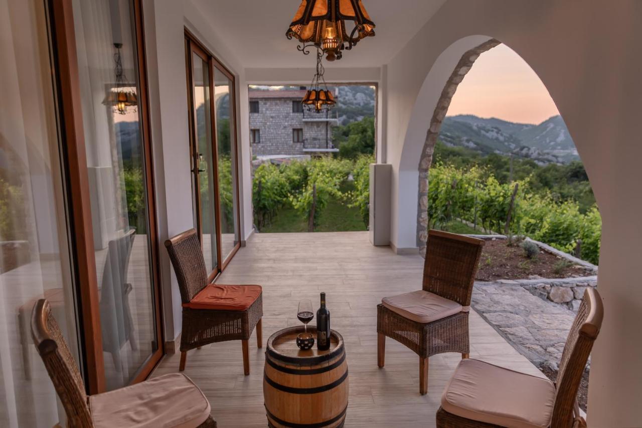 Apartments And Winery Djukovic Virpazar Dış mekan fotoğraf